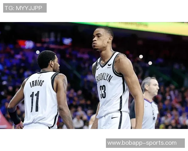 克拉克斯顿迎来生涯首次三双表现出色砍下18分11篮板12助攻可喜可贺